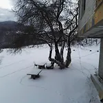 Vendégház Bujtina E Tomorrit *
