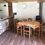 Vendégház Bujtina E Tomorrit