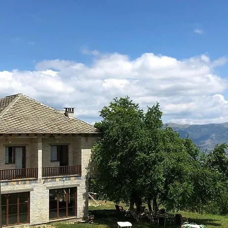 بيت ضيافة Bujtina E Tomorrit Ujanik