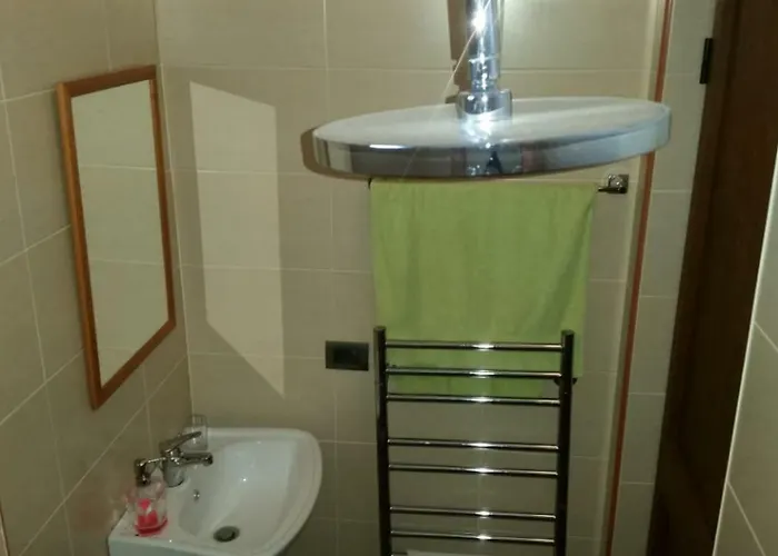 Bujtina E Tomorrit Pensjonat Ujanik