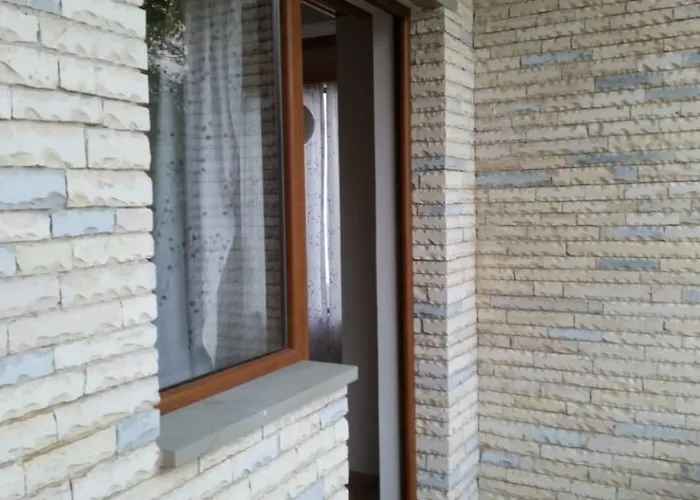 Pensjonat Bujtina E Tomorrit Ujanik